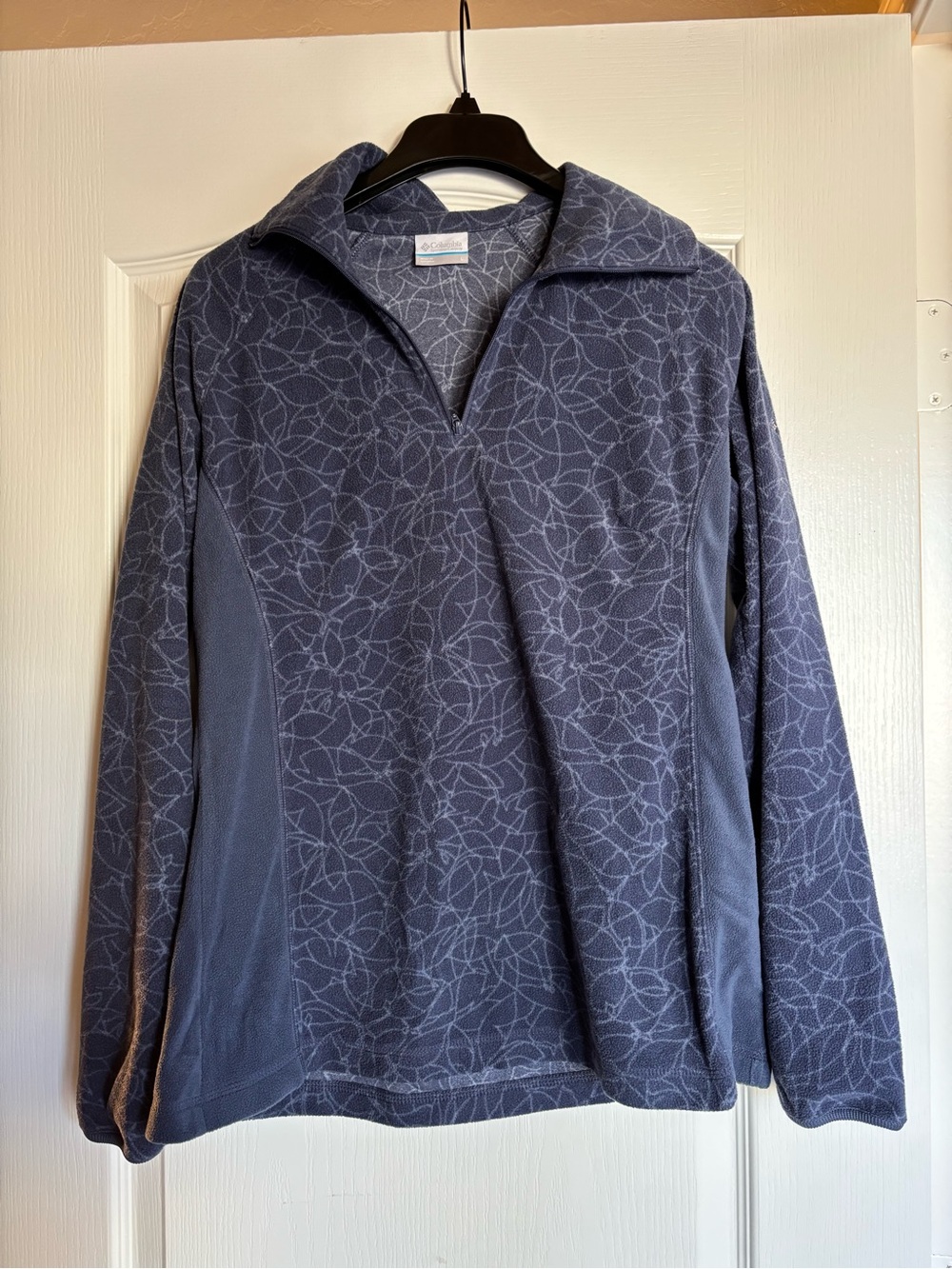 Columbia women 1/4 zip fleece pullover large blue swirl layers